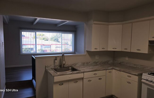 1 bed, 1 bath, $1,500, Unit 130s