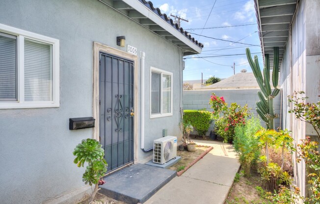 1005 SIMMONS AVE