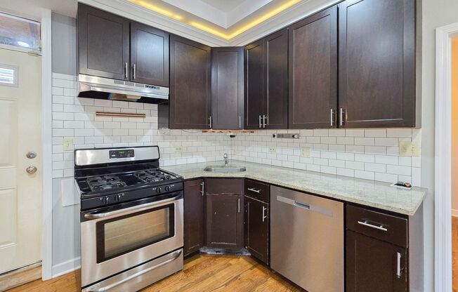 1 bed, 1 bath, 445 sqft, $1,925, Unit 853-3S