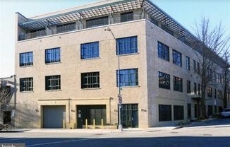 Unbeatable location, Contemporary 1 BD 1.5 BA Condo in Adams Morgan with PARKING!!