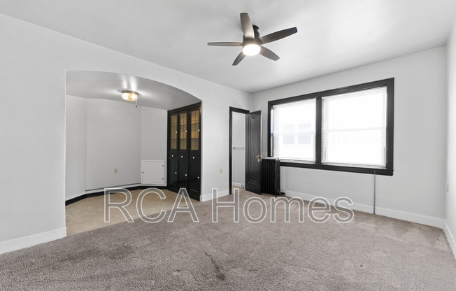 37 W SAINT CLAIR ST