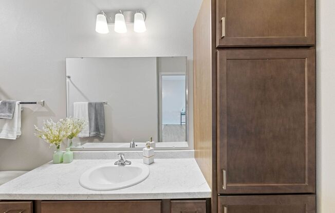 1 bed, 1 bath, 726 sqft, $995, Unit 210