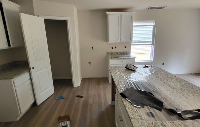 Beautiful Home in Great Location!