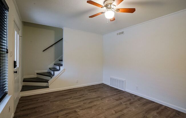 7800 Northcrest Blvd Unit #103, Austin, TX 78752