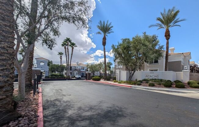 2 beds, 2 baths, $1,400, Unit # 1713