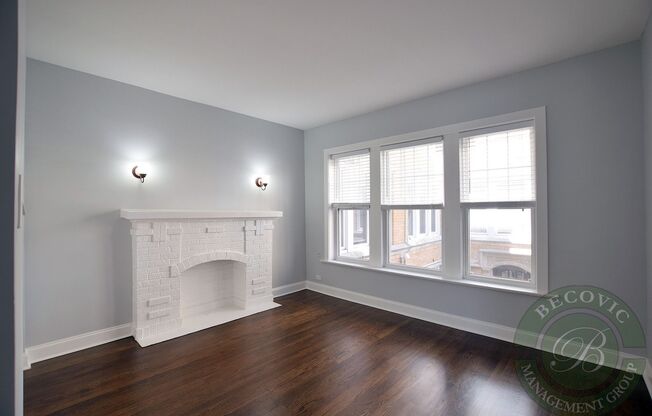 6100 6118 N WINTHROP AVE