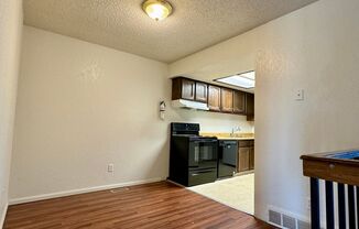 4 beds, 3 baths, 2,000 sqft, $2,550, Unit 96