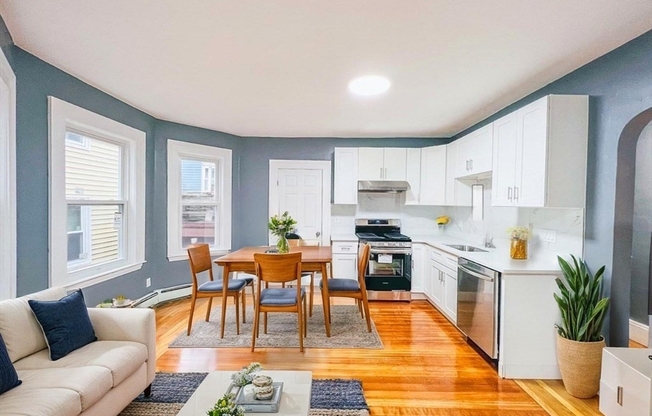 14 WATSON ST