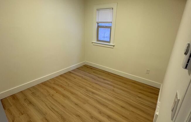 1 bed, 1 bath, 425 sqft, $1,332, Unit 401