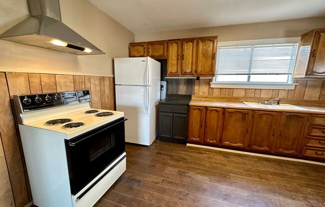 3 Bed / 2 Bath Custom Pioche House