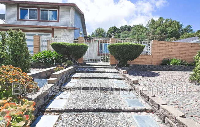322 FALCON WAY
