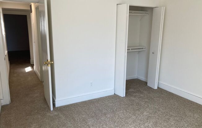 1 bed, 1 bath, 700 sqft, $1,399, Unit 717-301