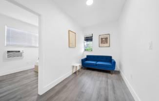 1029 SW 5 ST