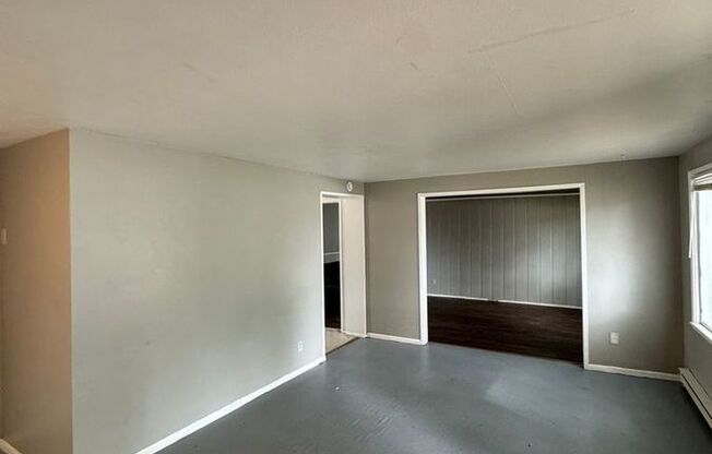 802 NW 49 ST