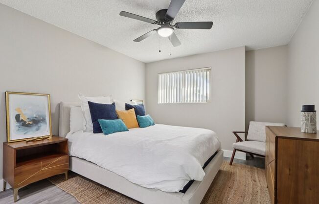 2 beds, 1.5 baths, 856 sqft, $1,764, Unit 1009