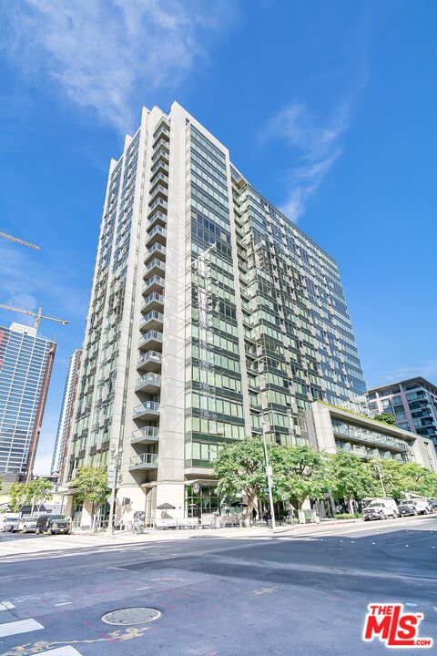 Studio, 1 bath, 750 sqft, $2,495, Unit 713