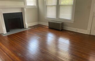 1 bed, 1 bath, $895, Unit 612 Guilford Ave Unit A