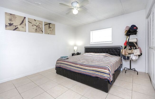 3 beds, 2 baths, 1,350 sqft, $1,610