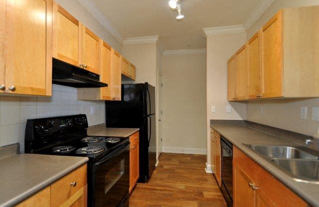 Fully Equipped Kitchen at The Orleans of Decatur, Decatur, 30033