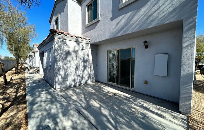 3 beds, 2.5 baths, 1,194 sqft, $1,595, Unit Unit 12