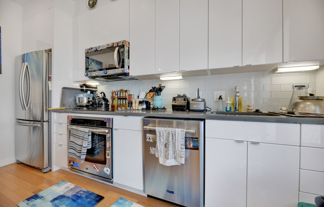 435 R St NW Unit 303