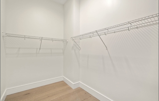 2 beds, 2 baths, 1,114 sqft, $3,850, Unit #402
