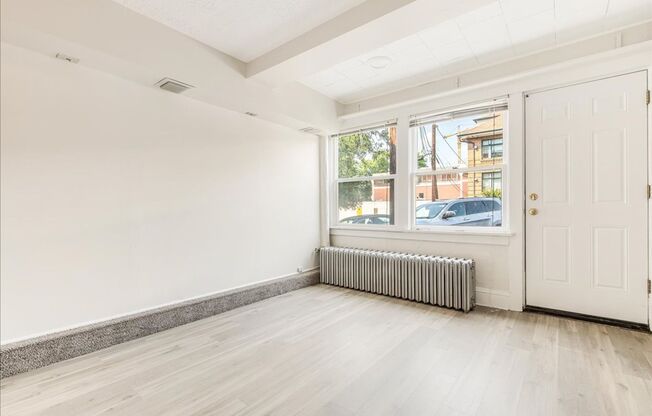 Spacious, Charming Victorian Style Tri-Plex Located in Goose Hollow!