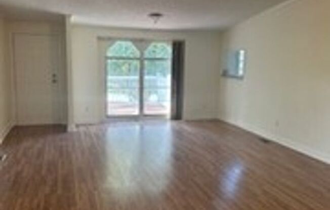 3 beds, 2 baths, $3,200