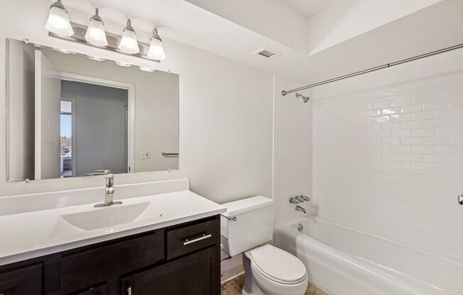 1 bed, 1 bath, 750 sqft, $1,395, Unit 1303