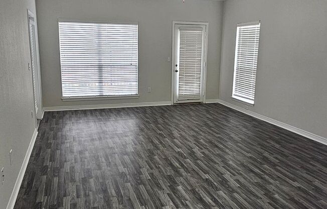 1 bed, 1 bath, 732 sqft, $1,250, Unit 06205