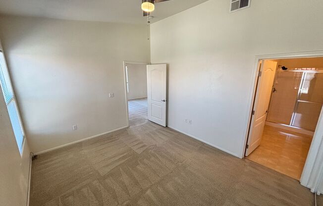 2 beds, 2 baths, $1,325, Unit # 2324