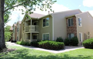 Charming Ground-Level Condo with Scenic Views Near CSU Campus