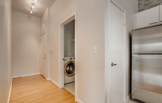 1 bed, 1 bath, $1,700, Unit # 2B