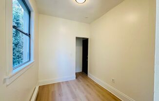 1 bed, 1 bath, 326 sqft, $1,650, Unit D