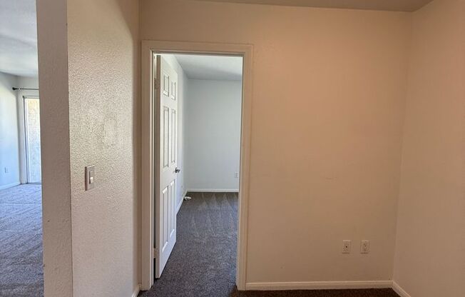 1 bed, 1 bath, $2,150, Unit UNIT 196