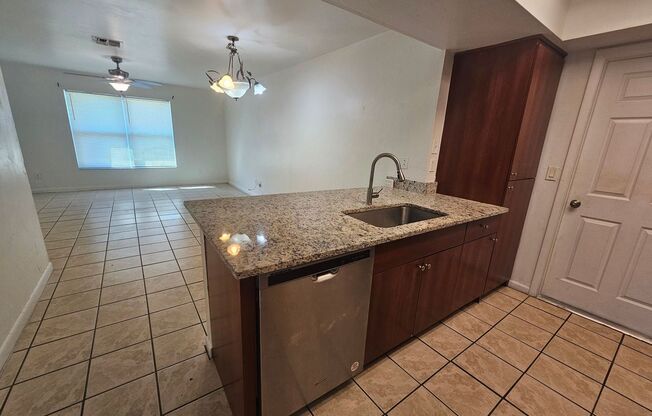 Location Location Location of this nice 3 bed 2 bath 1 car garage duplex in Cape Coral!