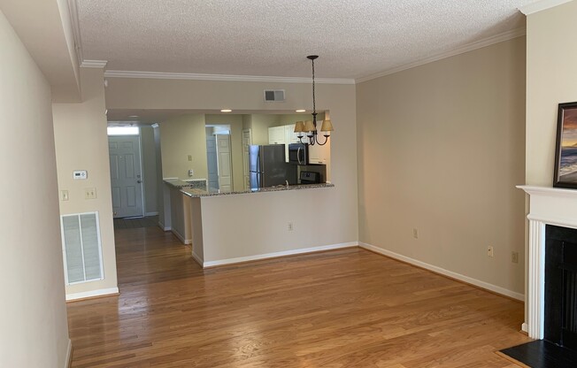 Charming Condo Located in Park Plaza Community!