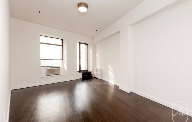 1 bed, 1 bath, $5,000, Unit 5D