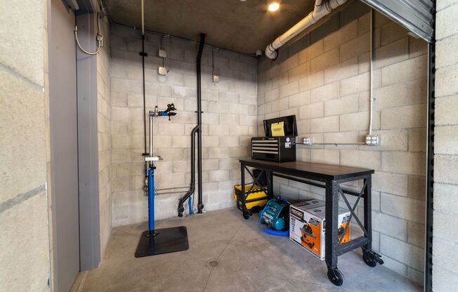 Studio, 1 bath, 515 sqft, $2,056, Unit 405