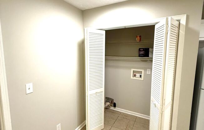 ** Great 3 bed 2 bath ** Perry Hill Road! Call 334-366-9198 to schedule a self tour