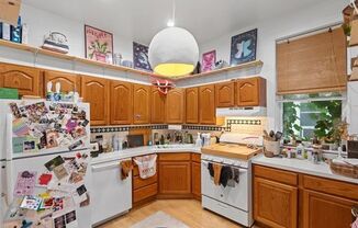 2507 N SAWYER