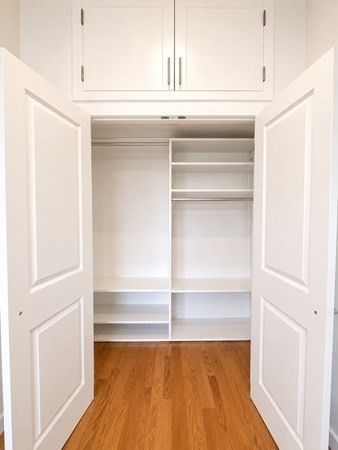 Studio, 1 bath, $1,650, Unit 305