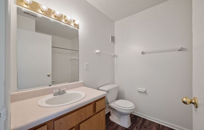 2 beds, 2 baths, $1,090