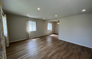 3 beds, 2 baths, $3,595