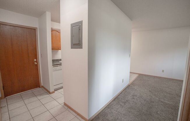 1 bed, 1 bath, 565 sqft, $620, Unit 1412-103