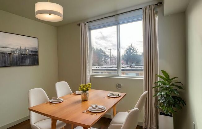 Studio, 1 bath, 312 sqft, $1,295, Unit 414