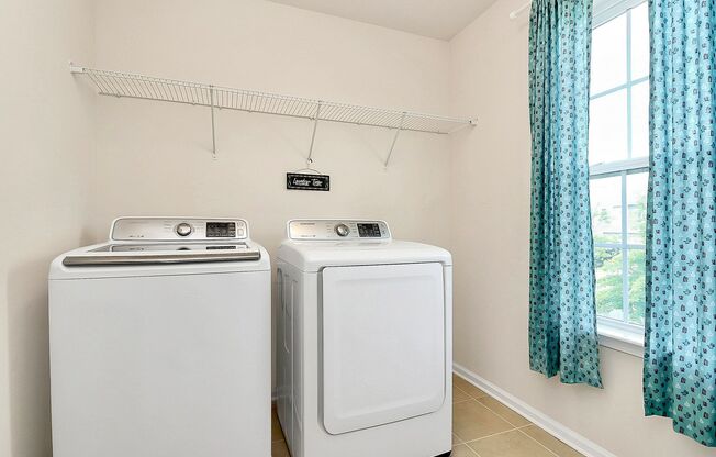 4 beds, 2.5 baths, $2,795