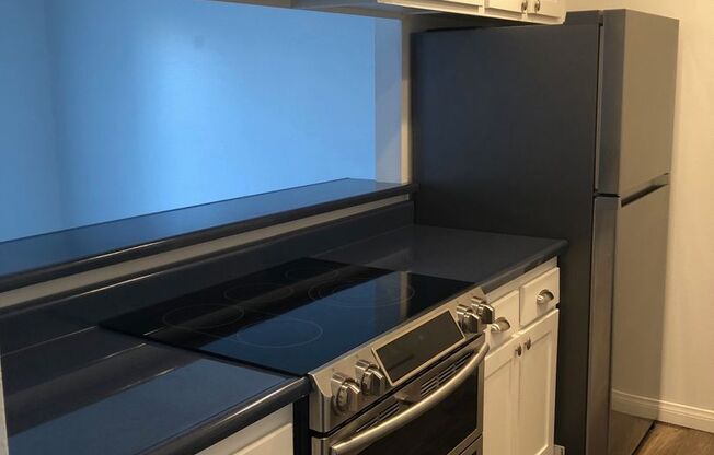 3 beds, 2 baths, 1,236 sqft, $3,270, Unit 002
