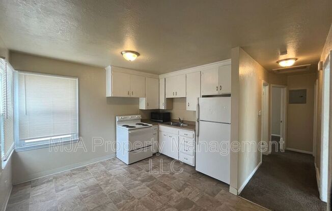 742 W WASATCH ST