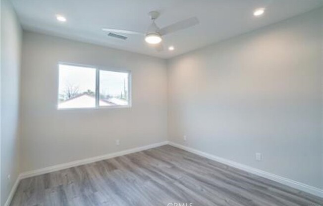 3 beds, 2.5 baths, 1,200 sqft, $3,850